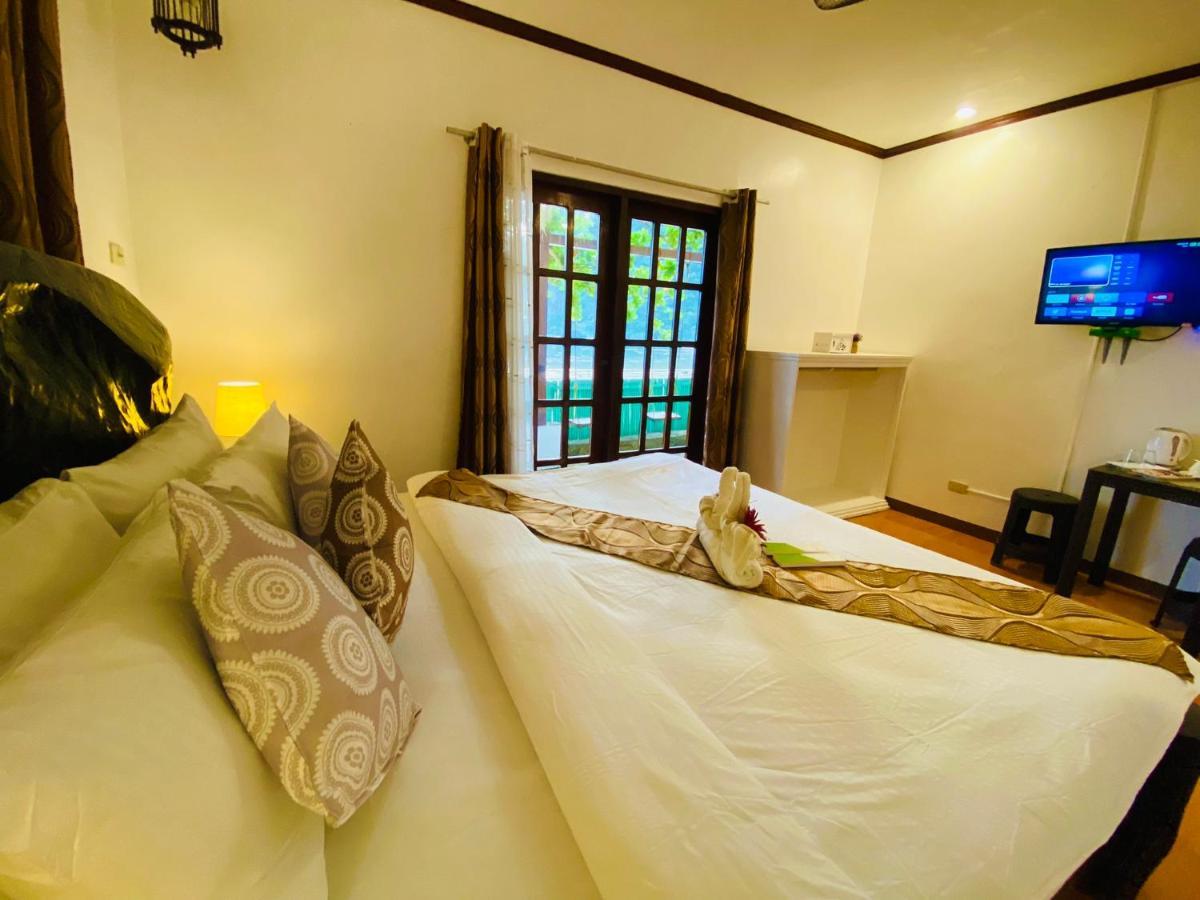 Sophias Beach Guest House El Nido Bagian luar foto