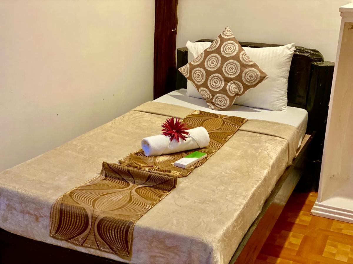 Sophias Beach Guest House El Nido Bagian luar foto