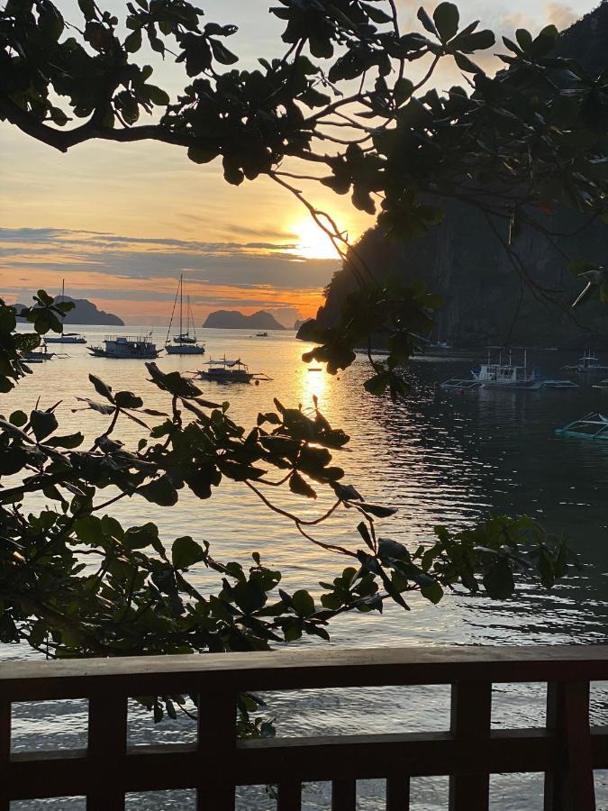 Sophias Beach Guest House El Nido Bagian luar foto